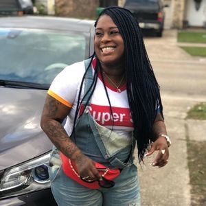 Meet your Posher, Ebony